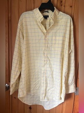Men’s polo button down shirt